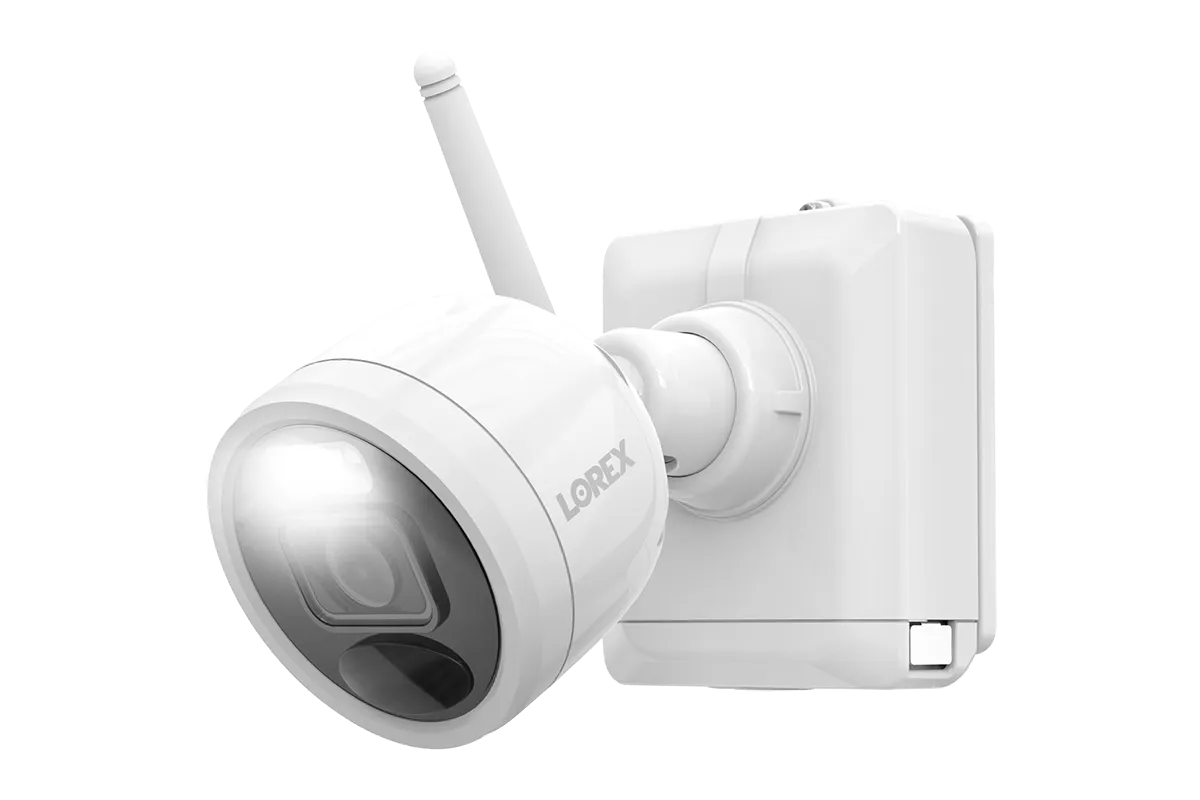 Lorex 2K Spotlight Outdoor Battery Security Camera (Two-Pack) - Open Box