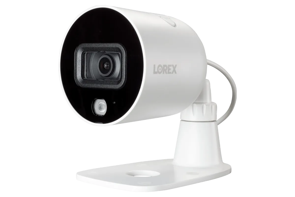 Lorex Smart Home Security Center with 4 Outdoor Wi-Fi Cameras, 2K Video Doorbell and 3 Sensors